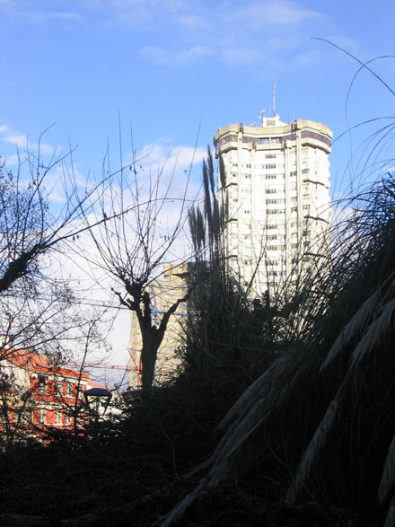 edificio_torre_2b_440.jpg