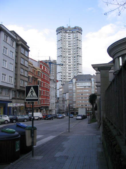edificio_torre_440.jpg