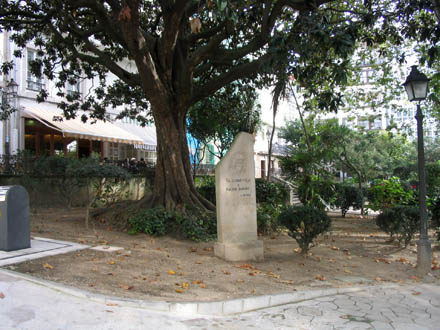 plaza de azcarraga en la coruna